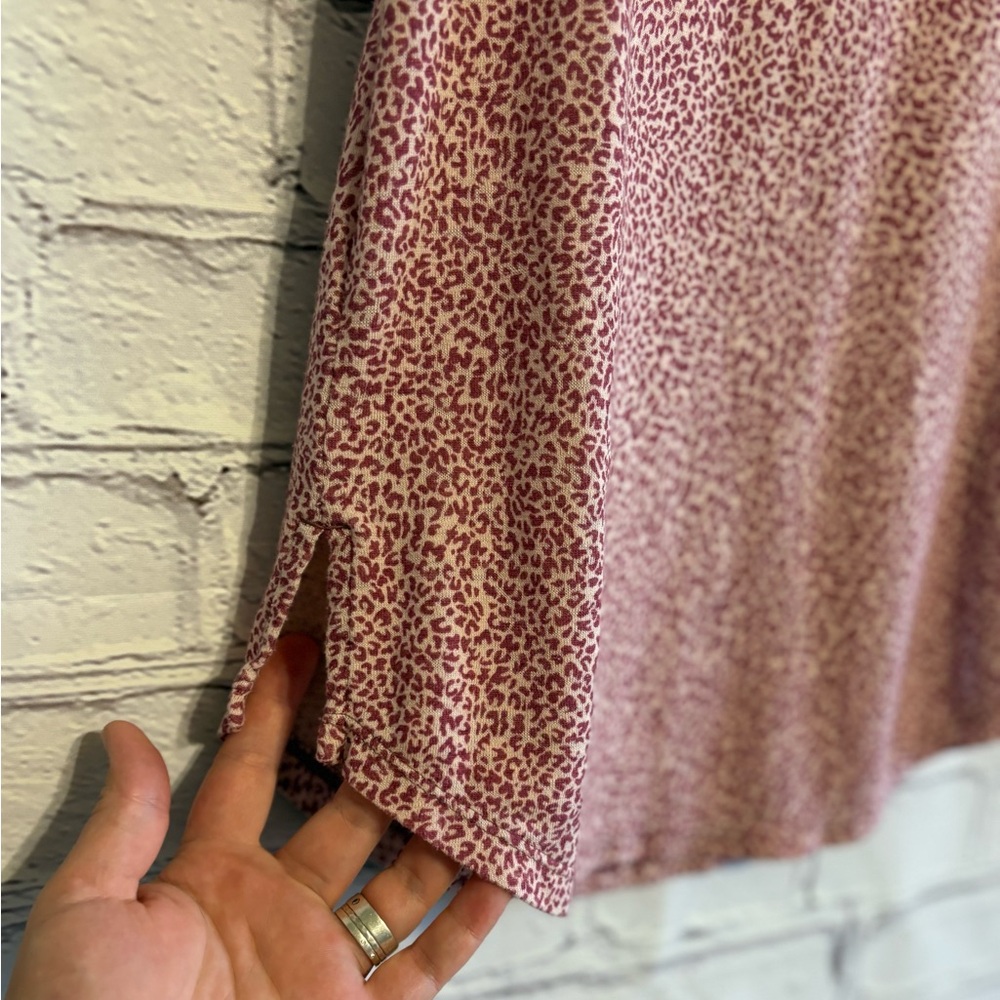 🌿5/$25 Athleta Breezy Tank in Animal Print - Picture 6 of 10